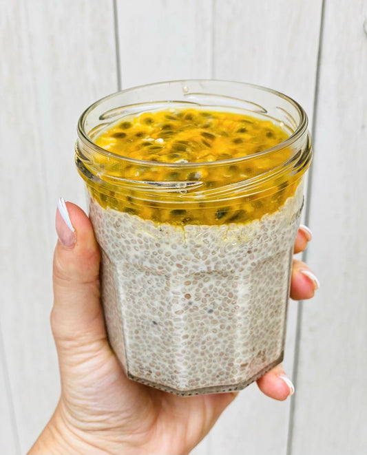 4 ingredient chia pudding