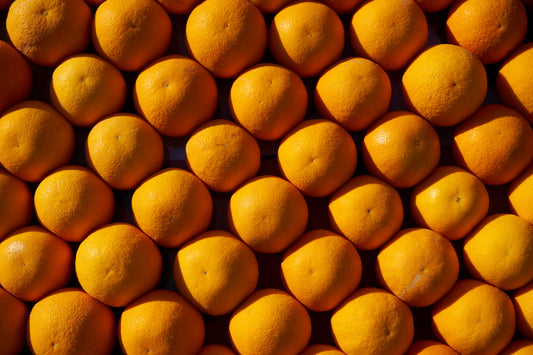 Oranges-lined-up